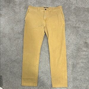 American Eagle Outfitters Men's Tan Chinos